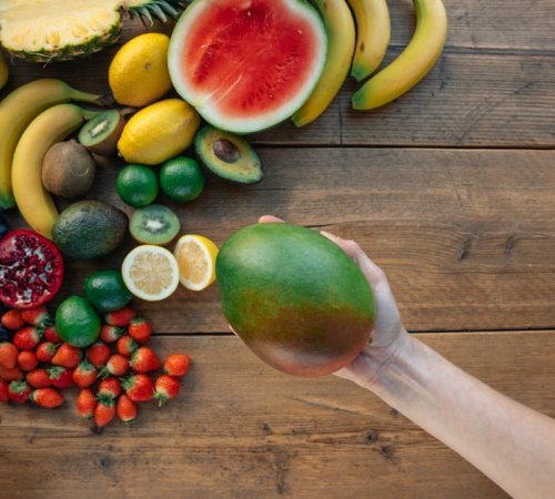 Owoce w sezonie letnim – mango, papaja, awokado - przepisy